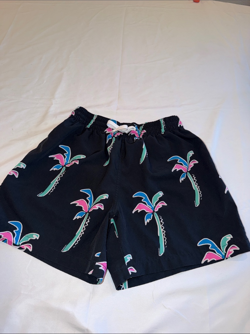 T0209201 Chubbies Black Palm Print Swim Trunks SZ S